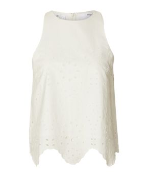 16093990-Snow-White-1