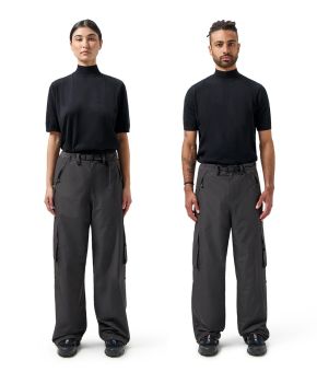 maium-122431-zwart 1